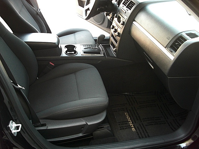 ChargerBlackSXT/1z232.JPG