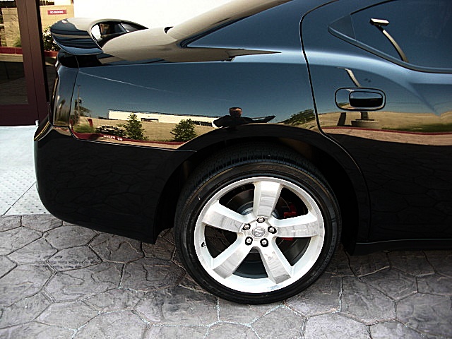 ChargerBlackSXT/1z232.JPG