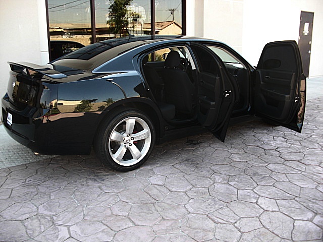 ChargerBlackSXT/1z232.JPG