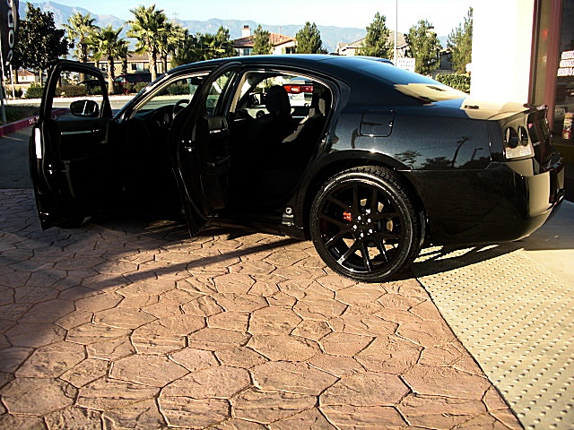 ChargerBlackSXT/24c48.JPG