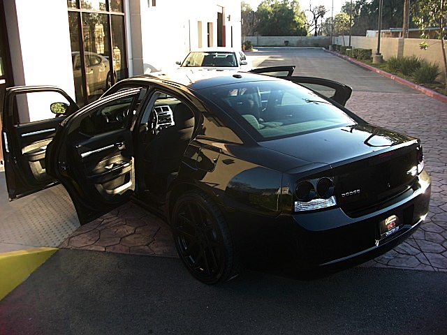 ChargerBlackSXT/24c48.JPG