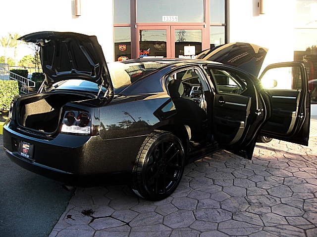 ChargerBlackSXT/24c48.JPG