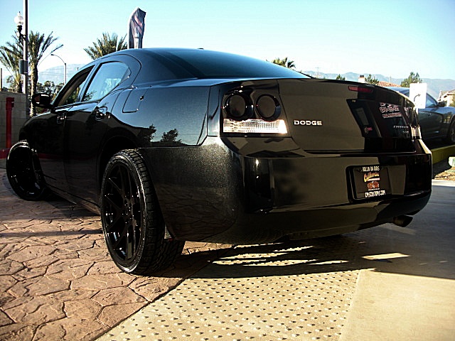ChargerBlackSXT/24c48.JPG
