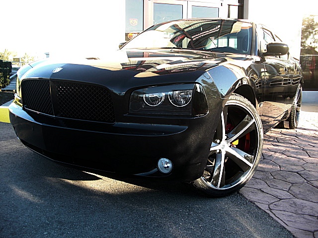 ChargerBlackSXT/24q52.JPG