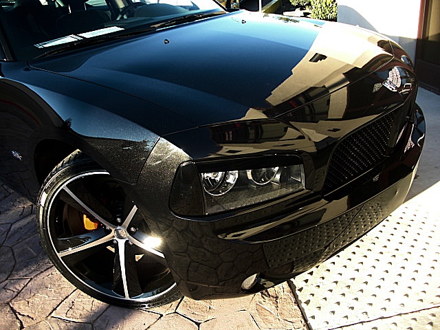 ChargerBlackSXT/24q105.JPG