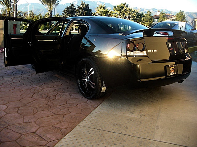 ChargerBlackSXT/24r71.JPG