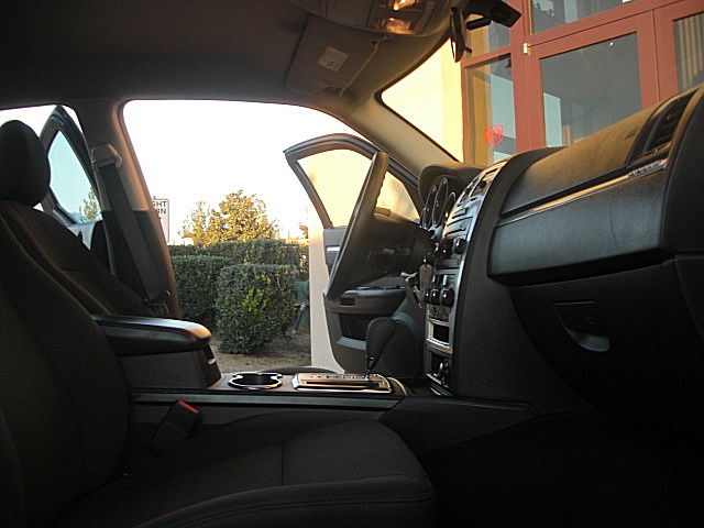 ChargerBlackSXT/24r57.JPG