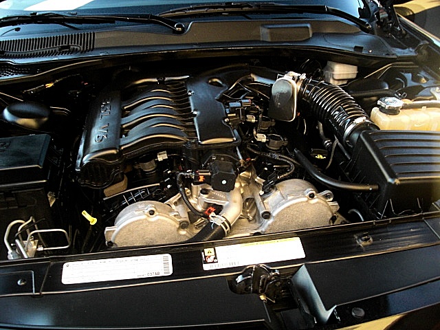 ChargerBlackSXT/24r63.JPG