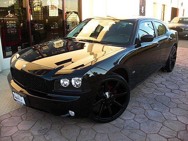 ChargerBlackSXT/25q55.JPG