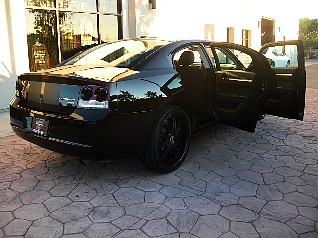 ChargerBlackSXT/30q35.JPG