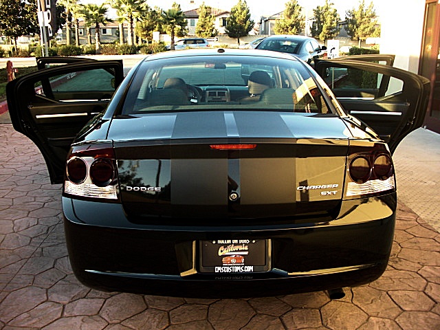 ChargerBlackSXT/30q35.JPG