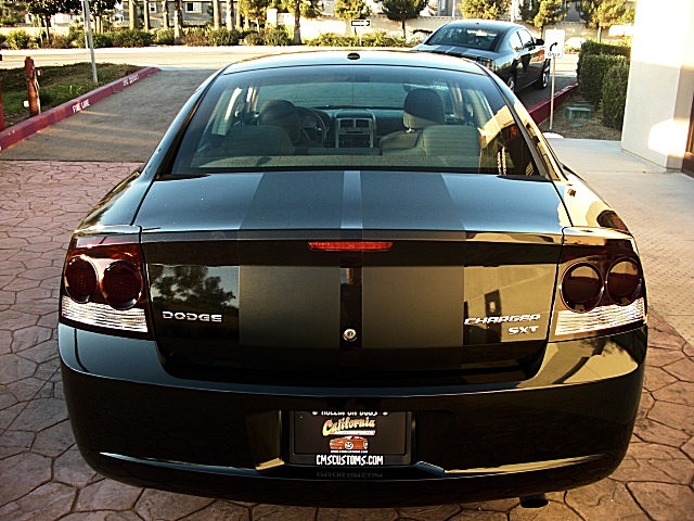 ChargerBlackSXT/30q35.JPG