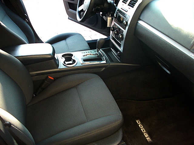 ChargerBlackSXT/31a37.JPG