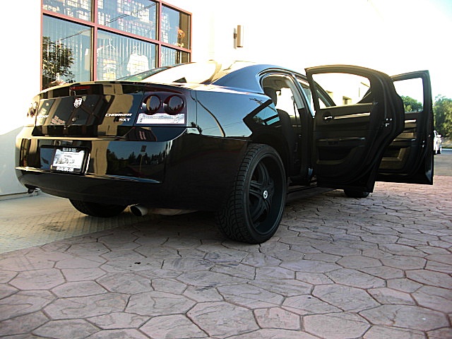 ChargerBlackSXT/31a37.JPG