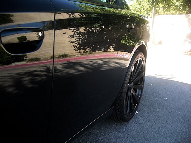 ChargerBlkBlueStripes/23a44.JPG