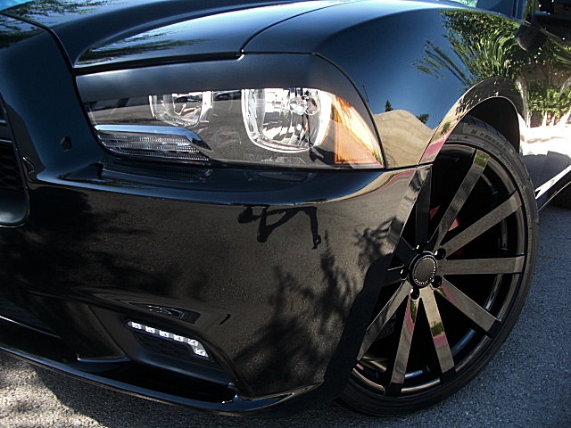 ChargerBlkBlueStripes/23a44.JPG