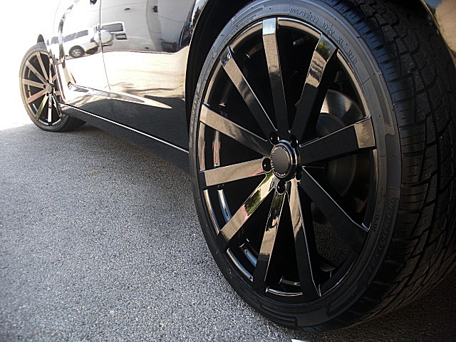 ChargerBlkBlueStripes/23a44.JPG