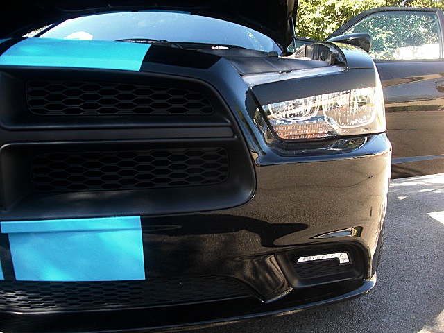 ChargerBlkBlueStripes/23a44.JPG