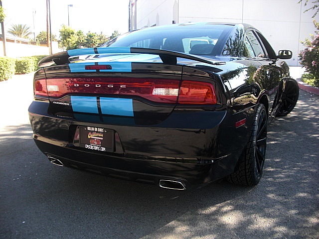 ChargerBlkBlueStripes/23a45.JPG