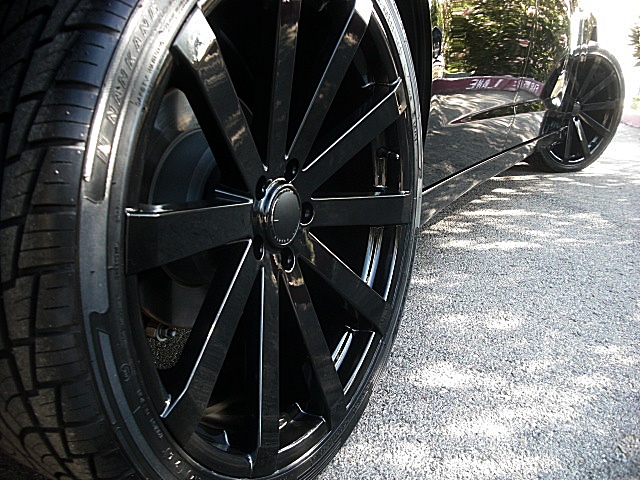 ChargerBlkBlueStripes/23a44.JPG