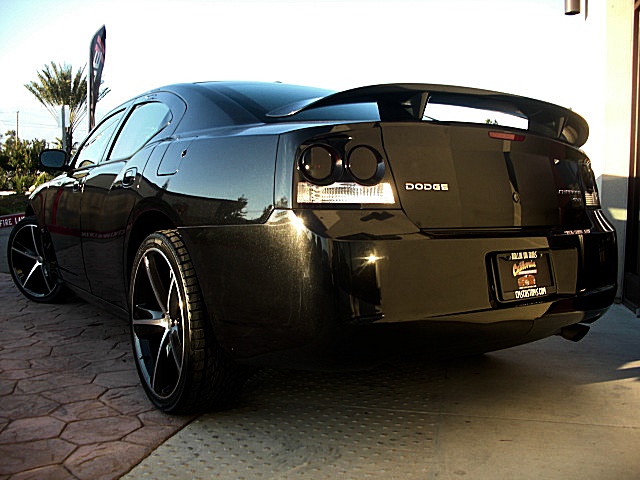 ChargerBlkStripes/24e9.JPG