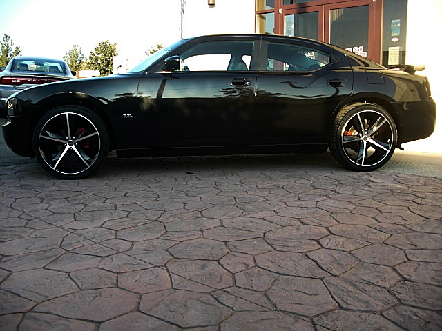 ChargerBlkStripes/24e58.JPG