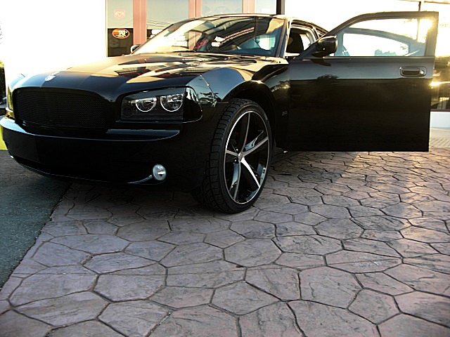 ChargerBlkStripes/24e58.JPG