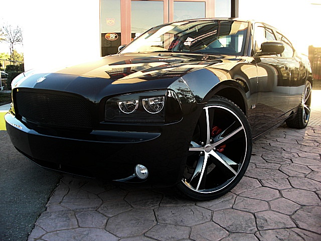 ChargerBlkStripes/24e9.JPG