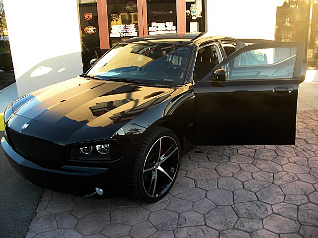 ChargerBlkStripes/24e58.JPG