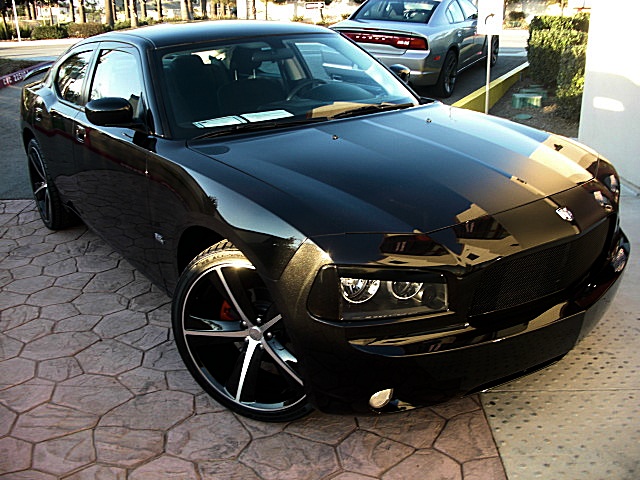 ChargerBlkStripes/24e58.JPG