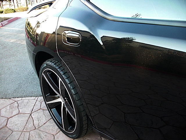 ChargerBlkStripes/24e60.JPG