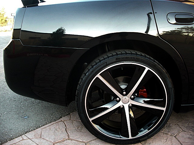 ChargerBlkStripes/24e60.JPG
