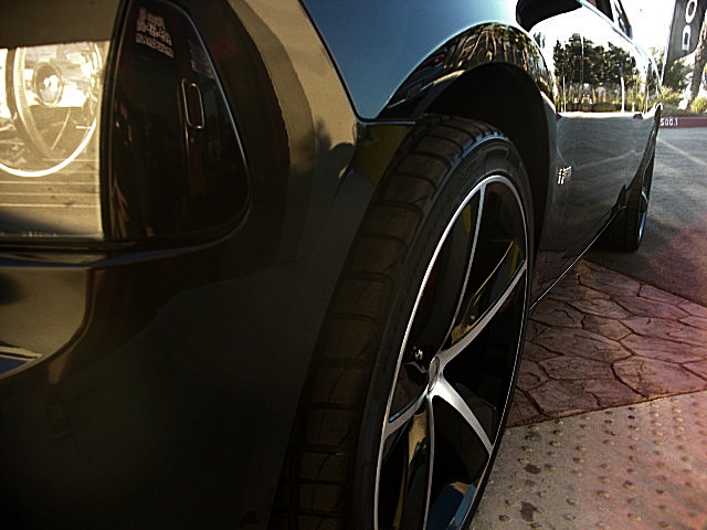 ChargerBlkStripes/24e60.JPG