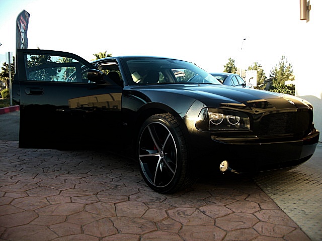 ChargerBlkStripes/24e58.JPG
