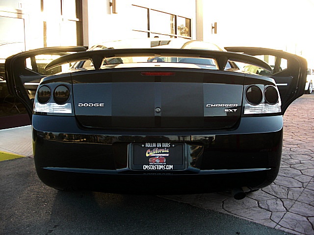 ChargerBlkStripes/24e58.JPG