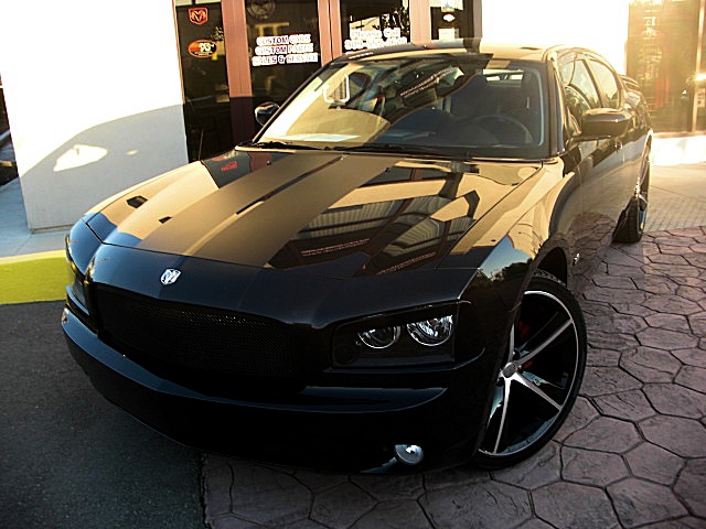 ChargerBlkStripes/24e9.JPG
