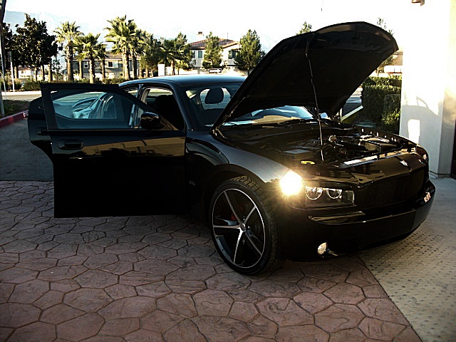 ChargerBlkStripes/24e58.JPG