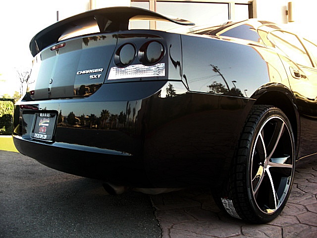 ChargerBlkStripes/24e60.JPG