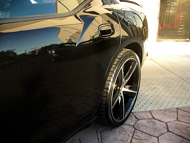 ChargerBlkStripes/24e9.JPG