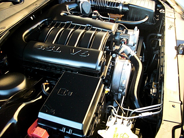 ChargerBlkStripes/2a59.JPG
