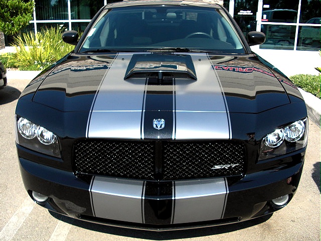 ChargerBlkStripes/new135.jpg