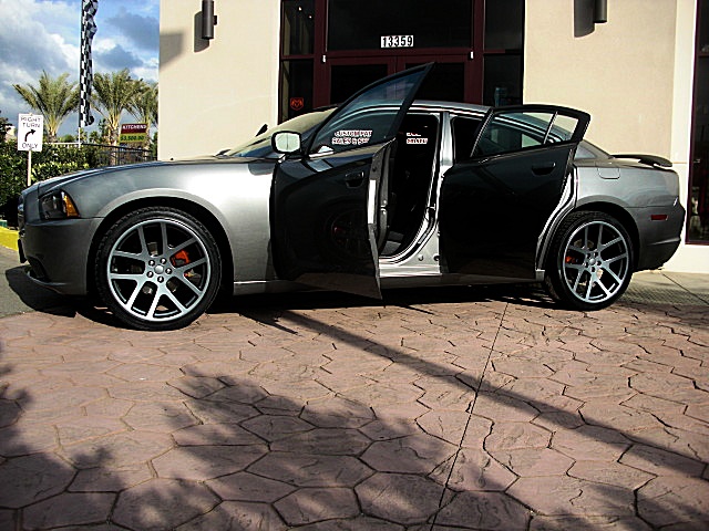 ChargerGRAY2011/24a54.JPG