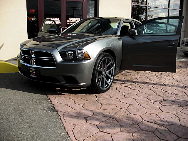 ChargerGRAY2011/24a54.JPG