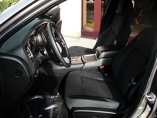 ChargerGRAY2011/24a38.JPG