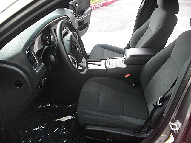 ChargerGRAY2011/24a38.JPG