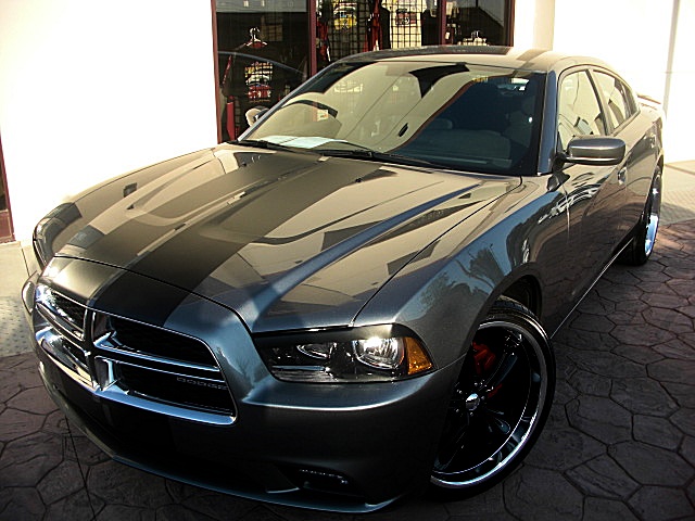 ChargerGRAY2011/24b75.JPG