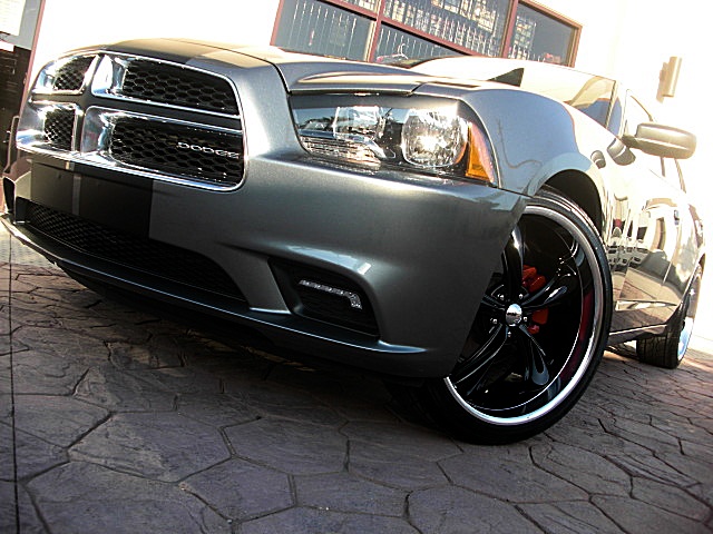 ChargerGRAY2011/24b75.JPG