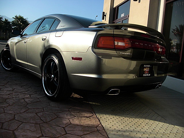 ChargerGRAY2011/523a34.JPG