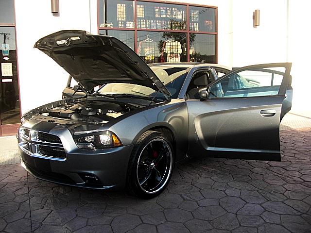 ChargerGRAY2011/523a34.JPG