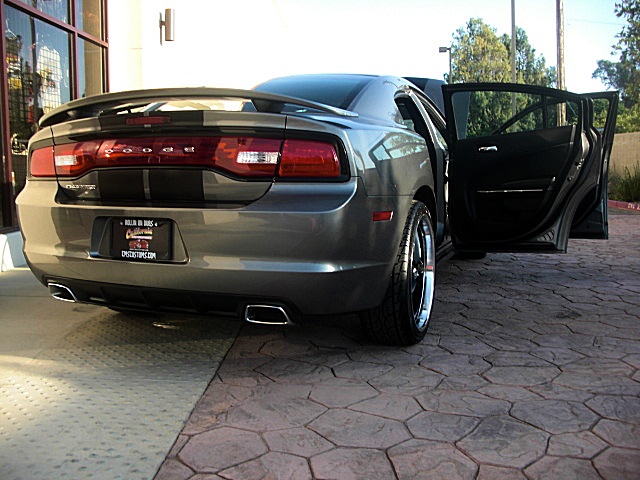 ChargerGRAY2011/523a34.JPG